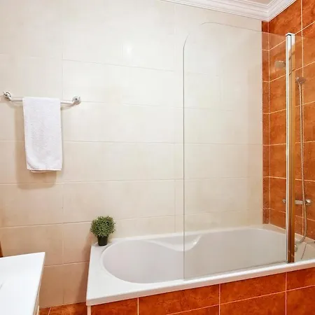 Sunshine Retreat Aircon Cool&heating Apartman